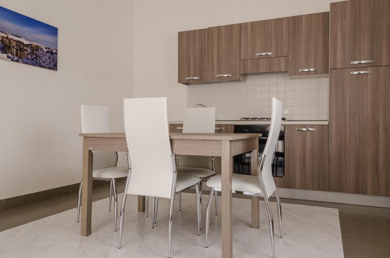 Vivere Gli Iblei - Maison En Plain Air Ragusa Bagian luar foto