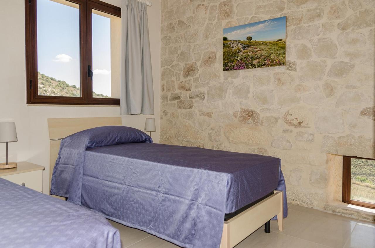 Vivere Gli Iblei - Maison En Plain Air Ragusa Bagian luar foto